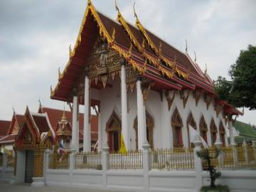 attraction-Wat Prasat kampong Thom 3.jpg